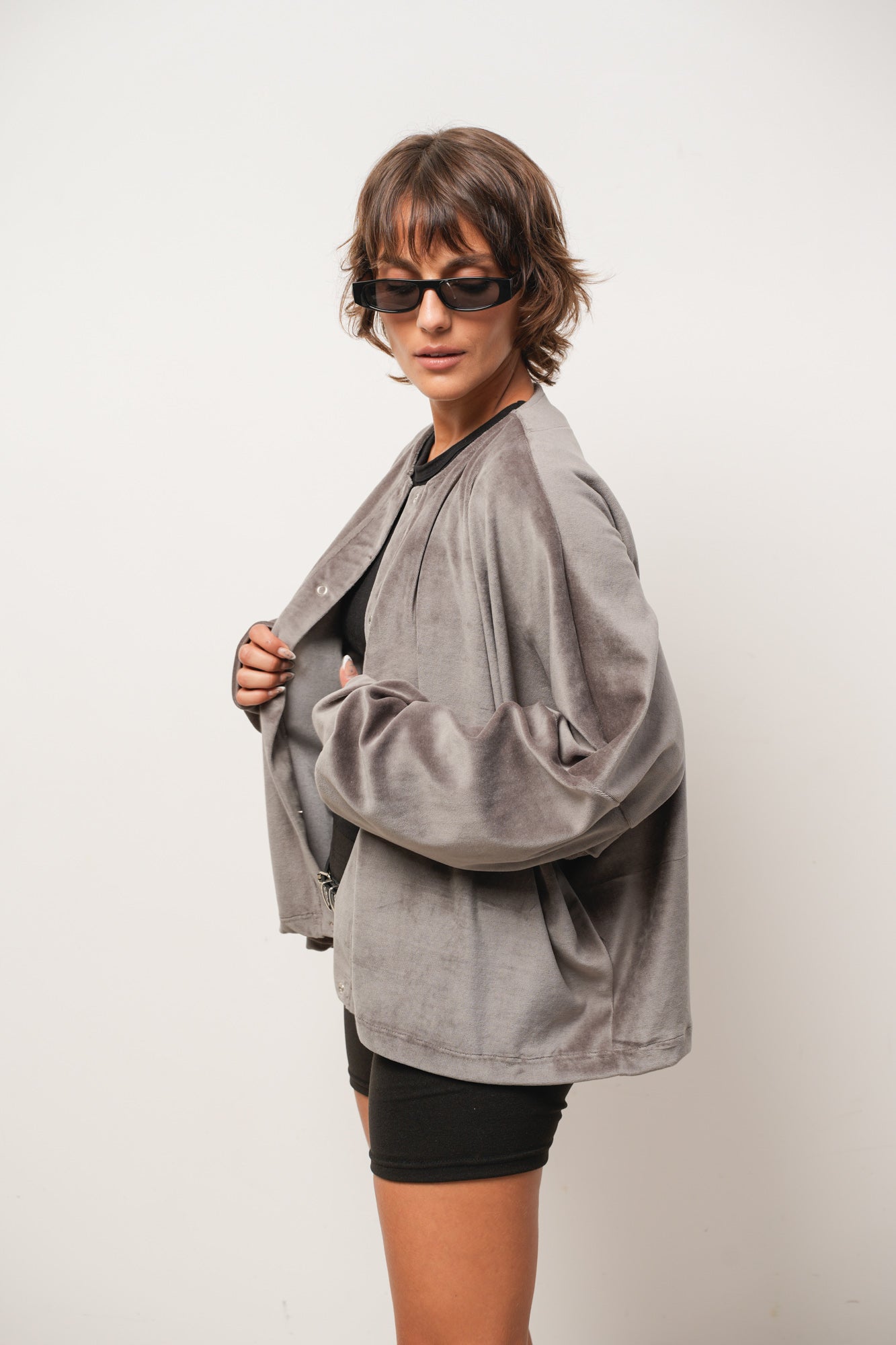 CAMISA PLUSH GRIS