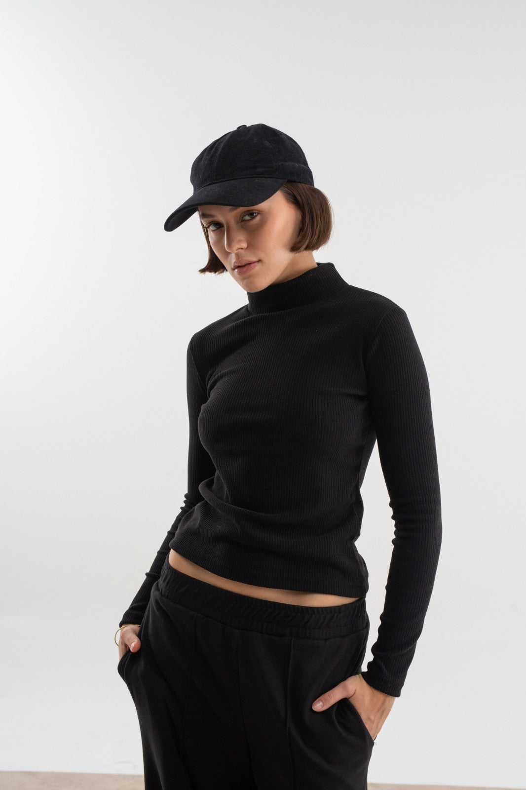POLERA NEGRA