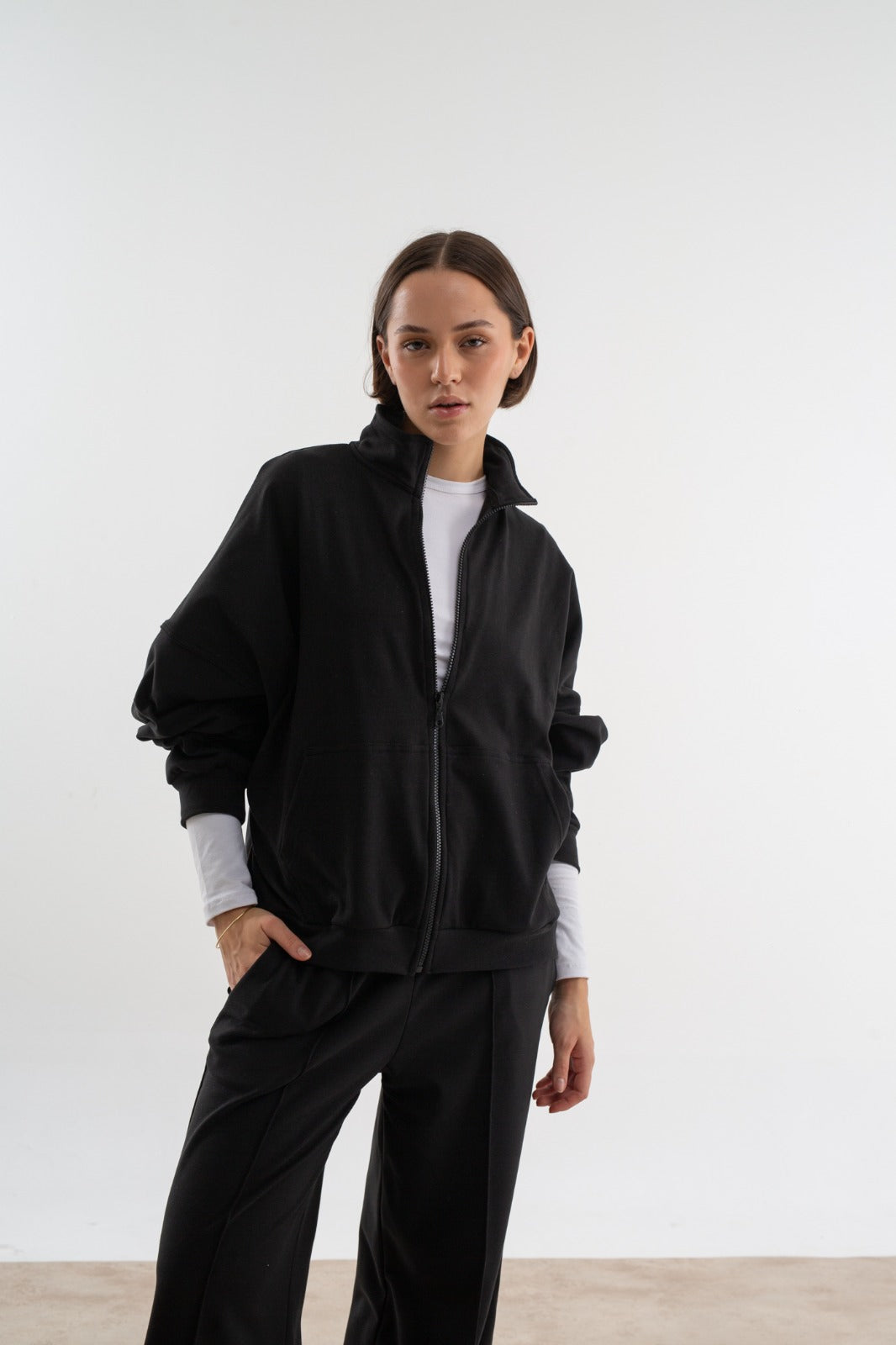 CAMPERA OSAKA NEGRA