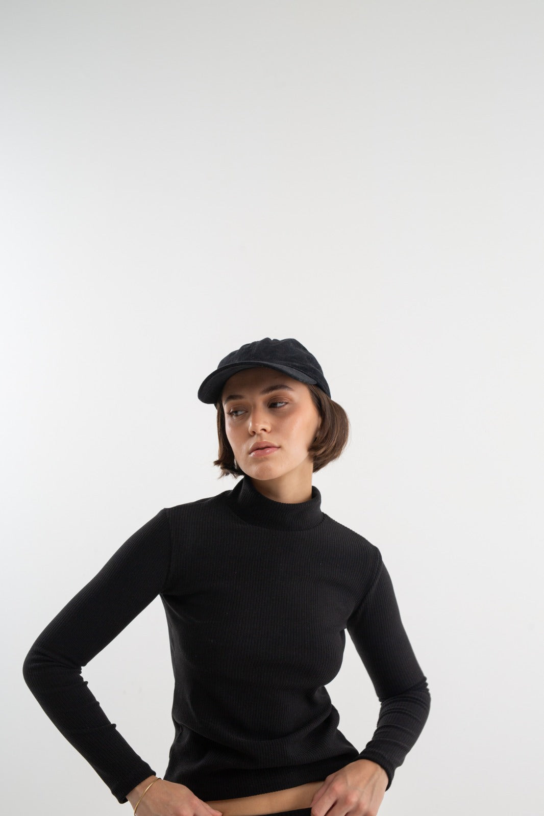 POLERA NEGRA