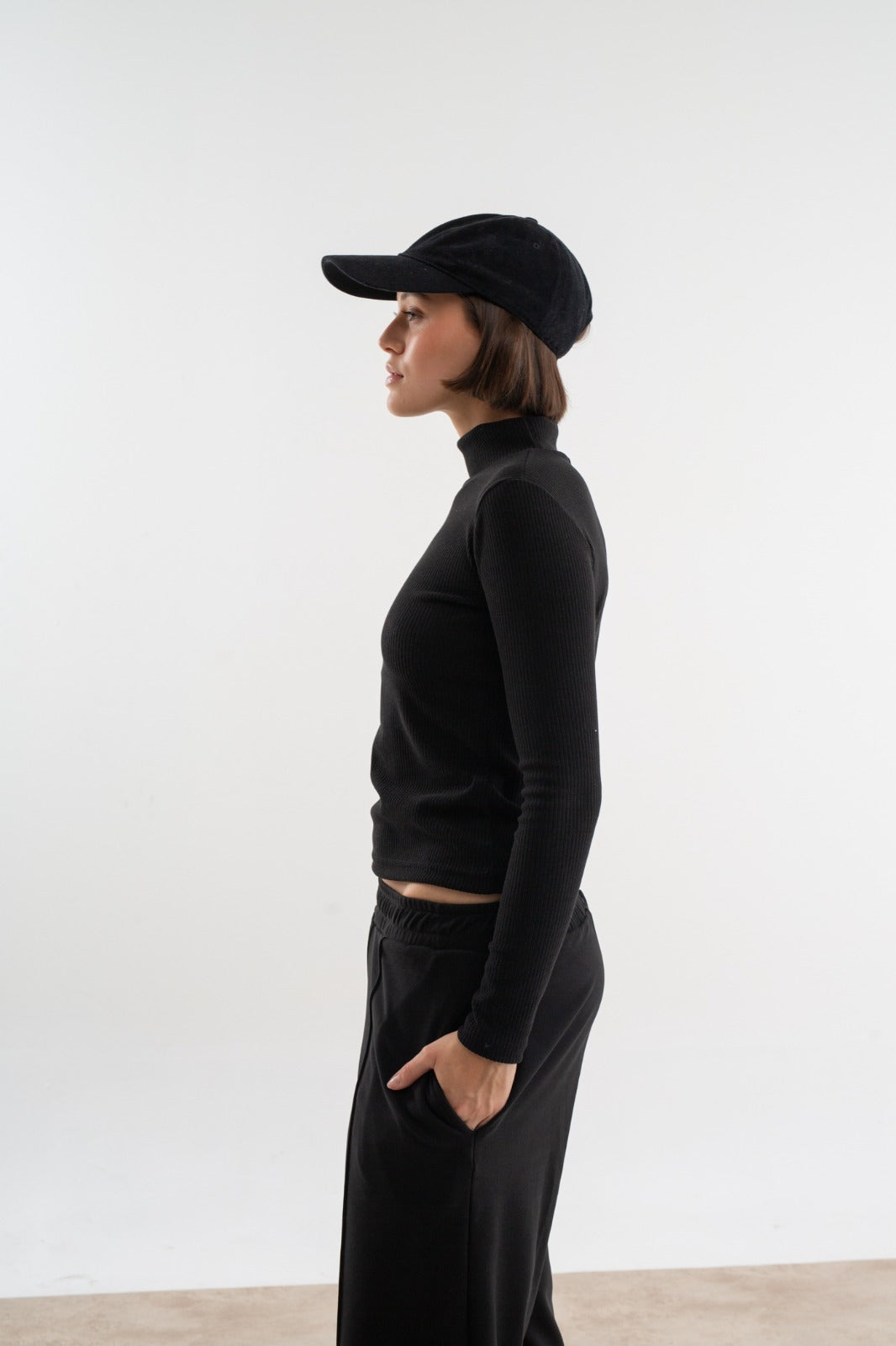POLERA NEGRA