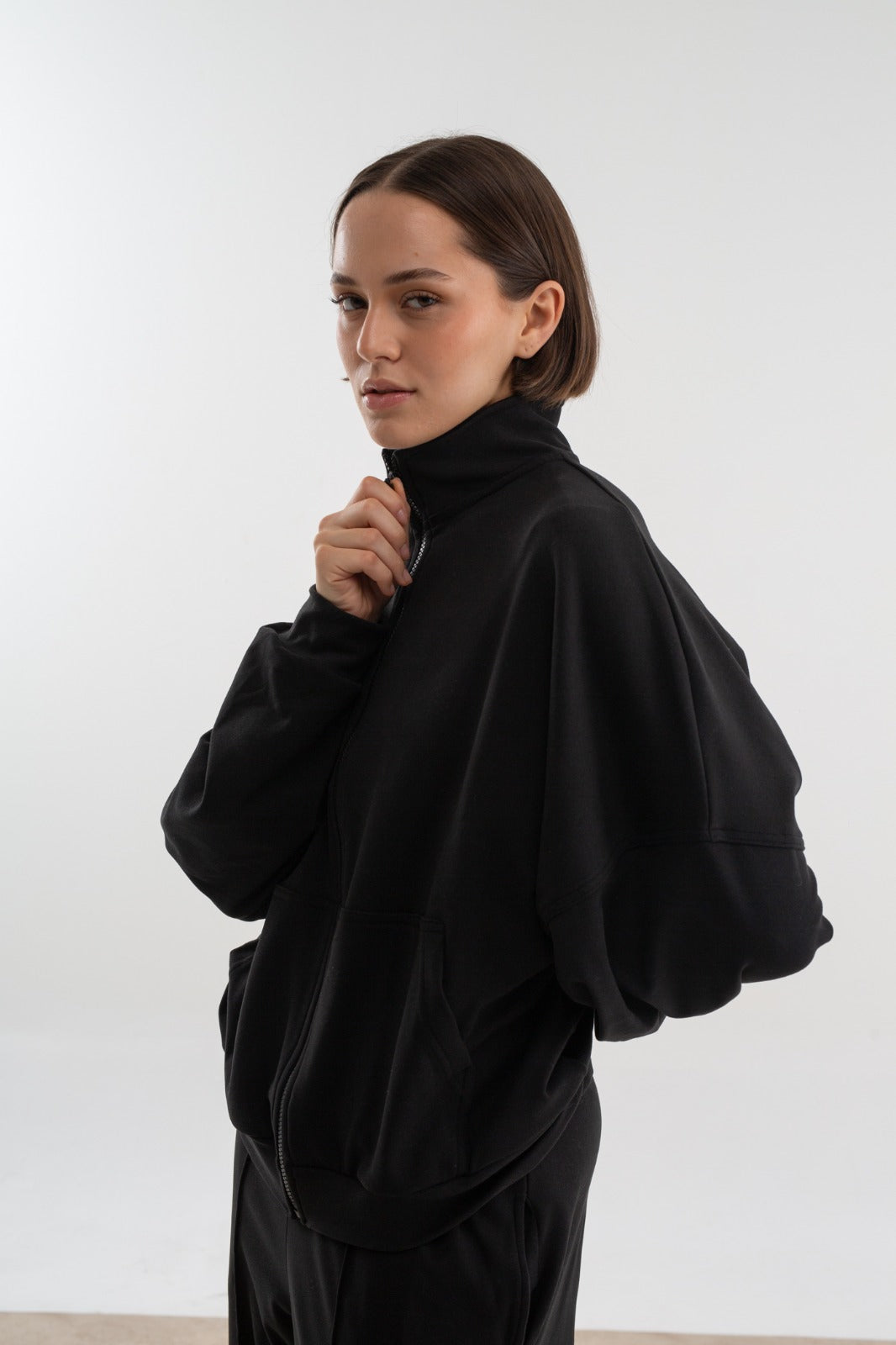CAMPERA OSAKA NEGRA