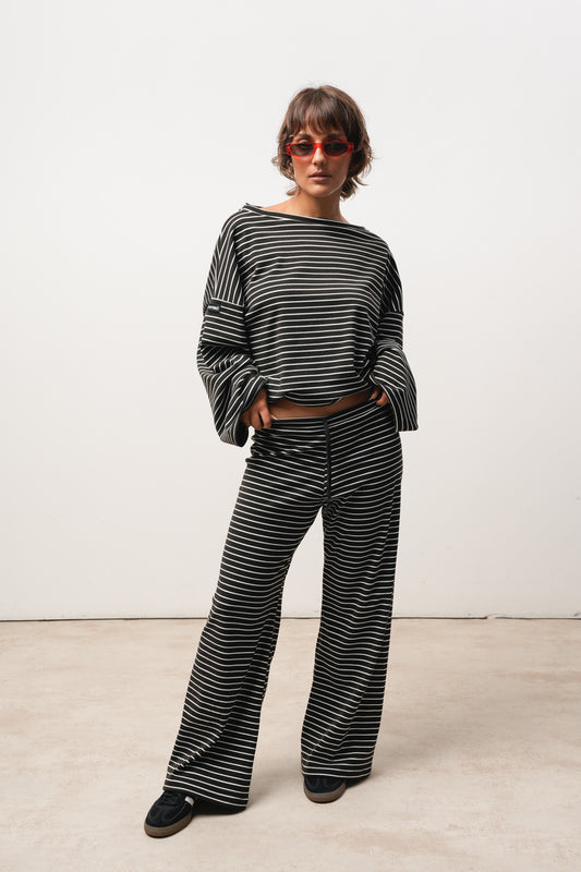 PANTALÓN COMFY RAYAS NEGRO