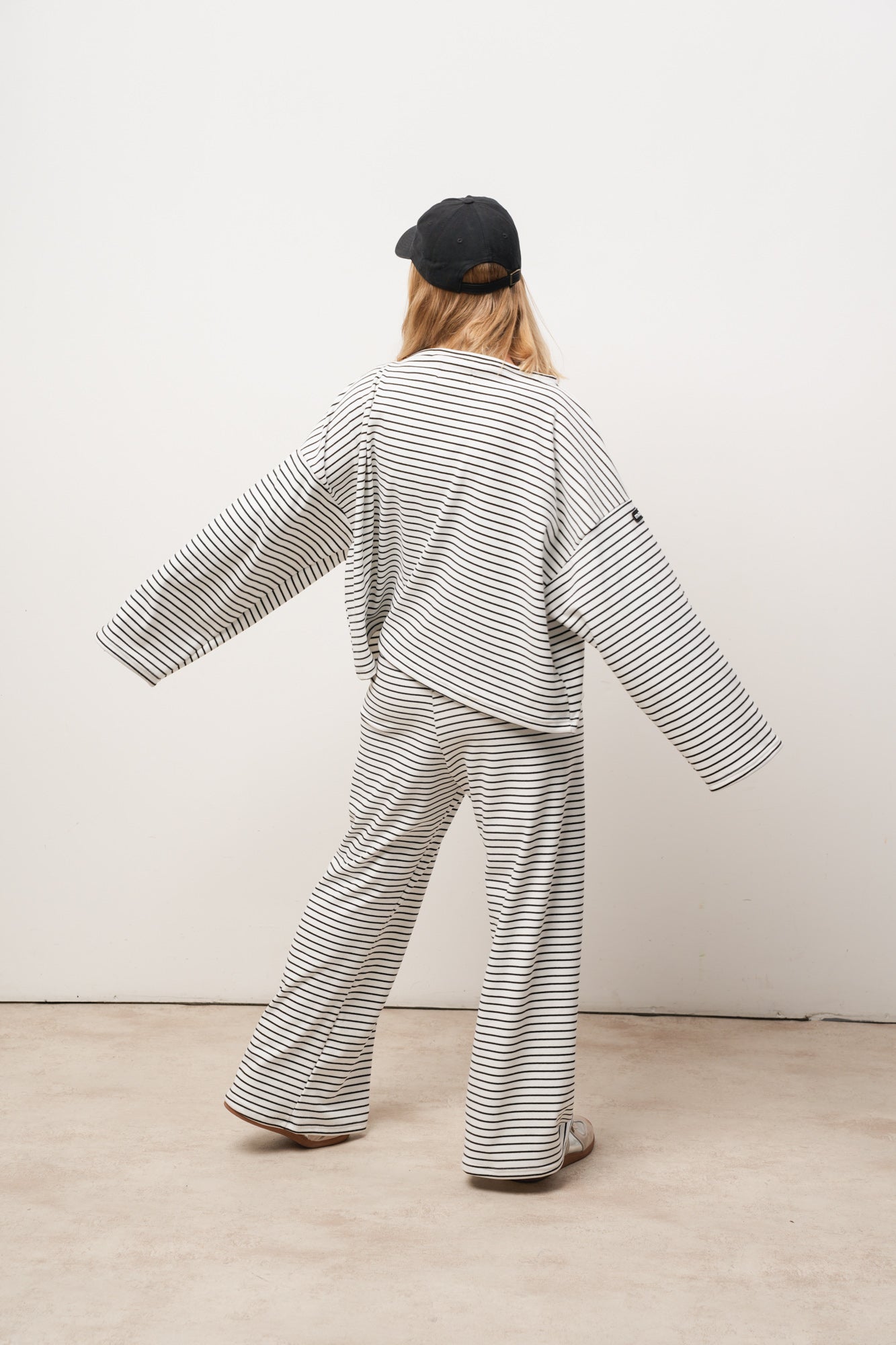 PANTALÓN COMFY RAYAS BLANCO