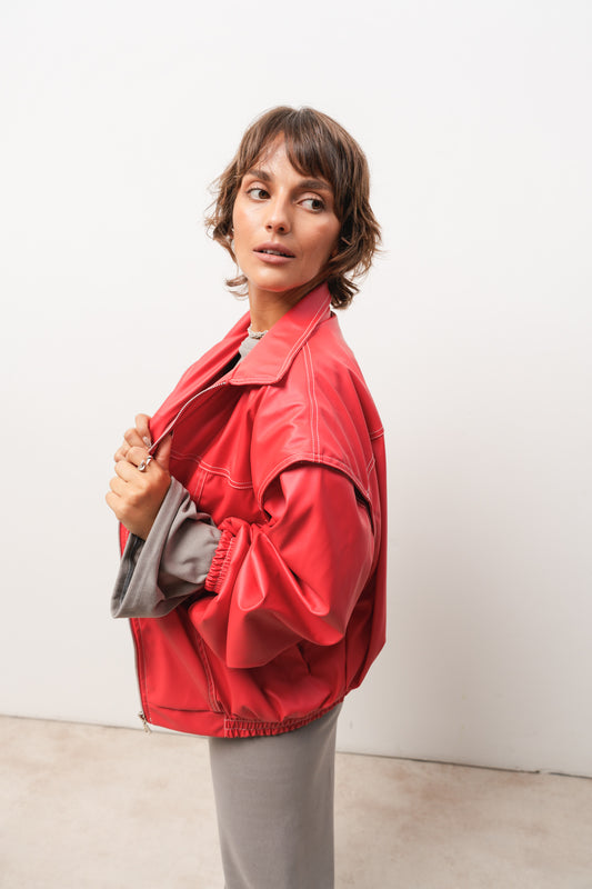CAMPERA CUERINA ROJA