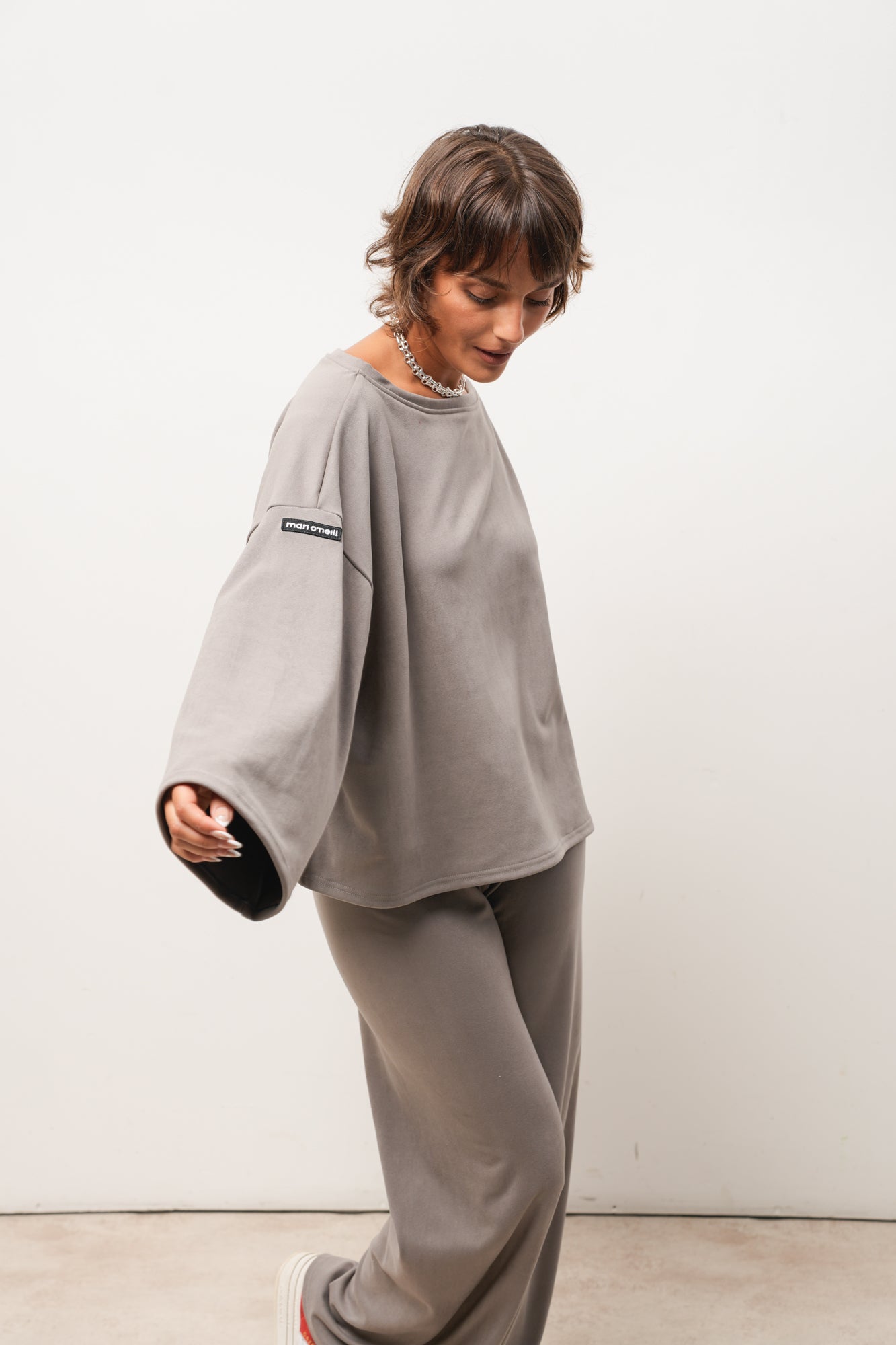 BUZO COMFY GRIS