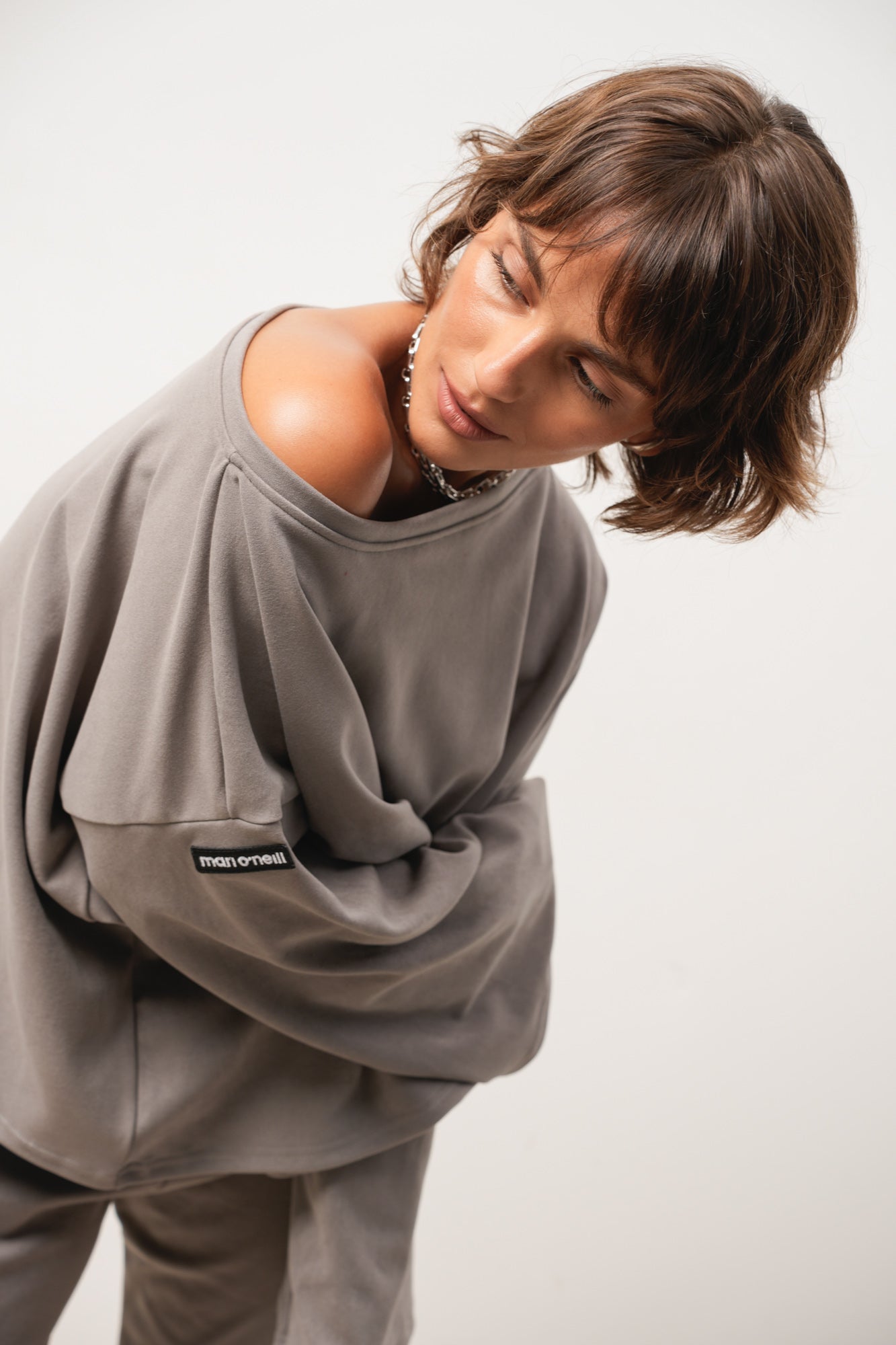 BUZO COMFY GRIS