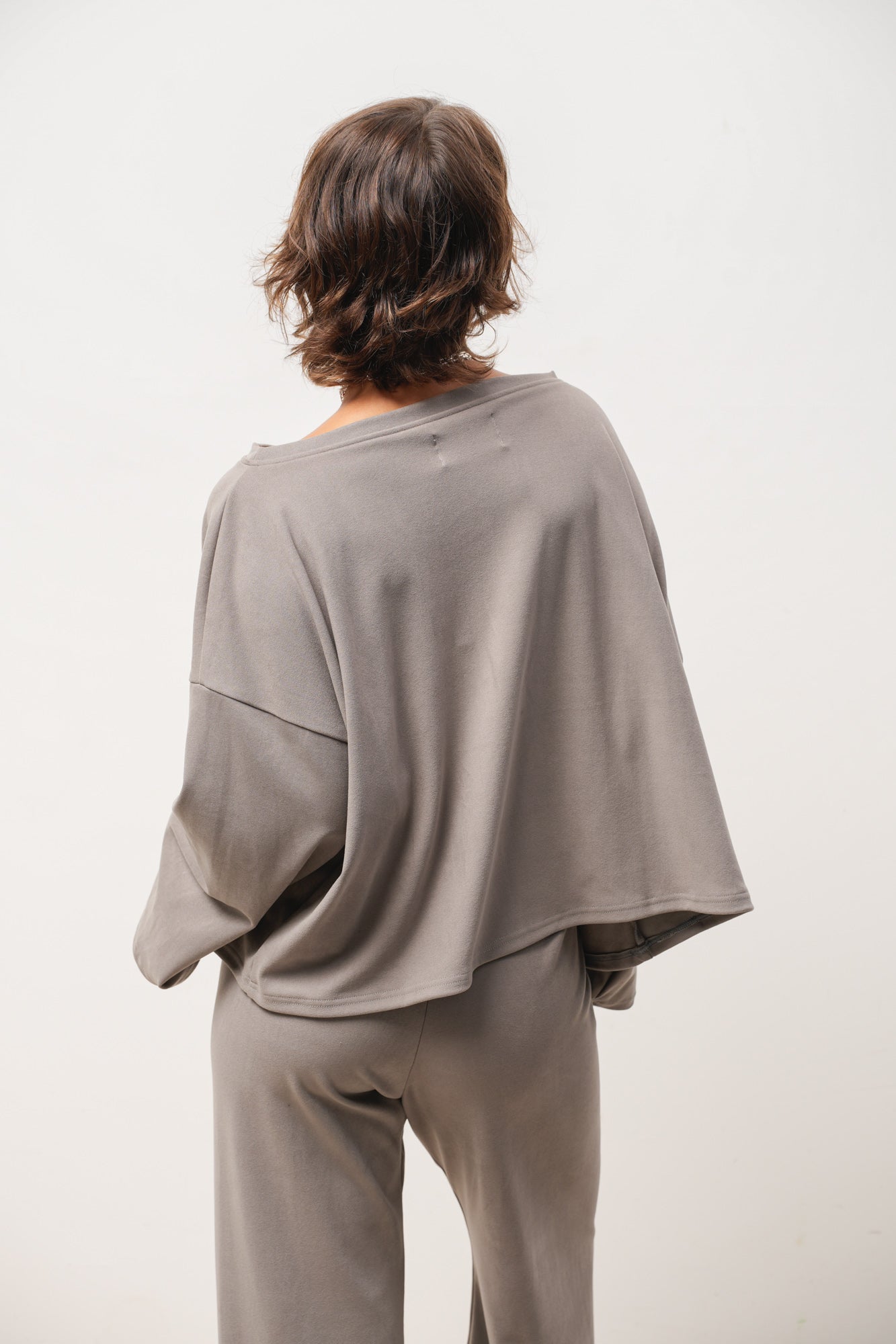 BUZO COMFY GRIS