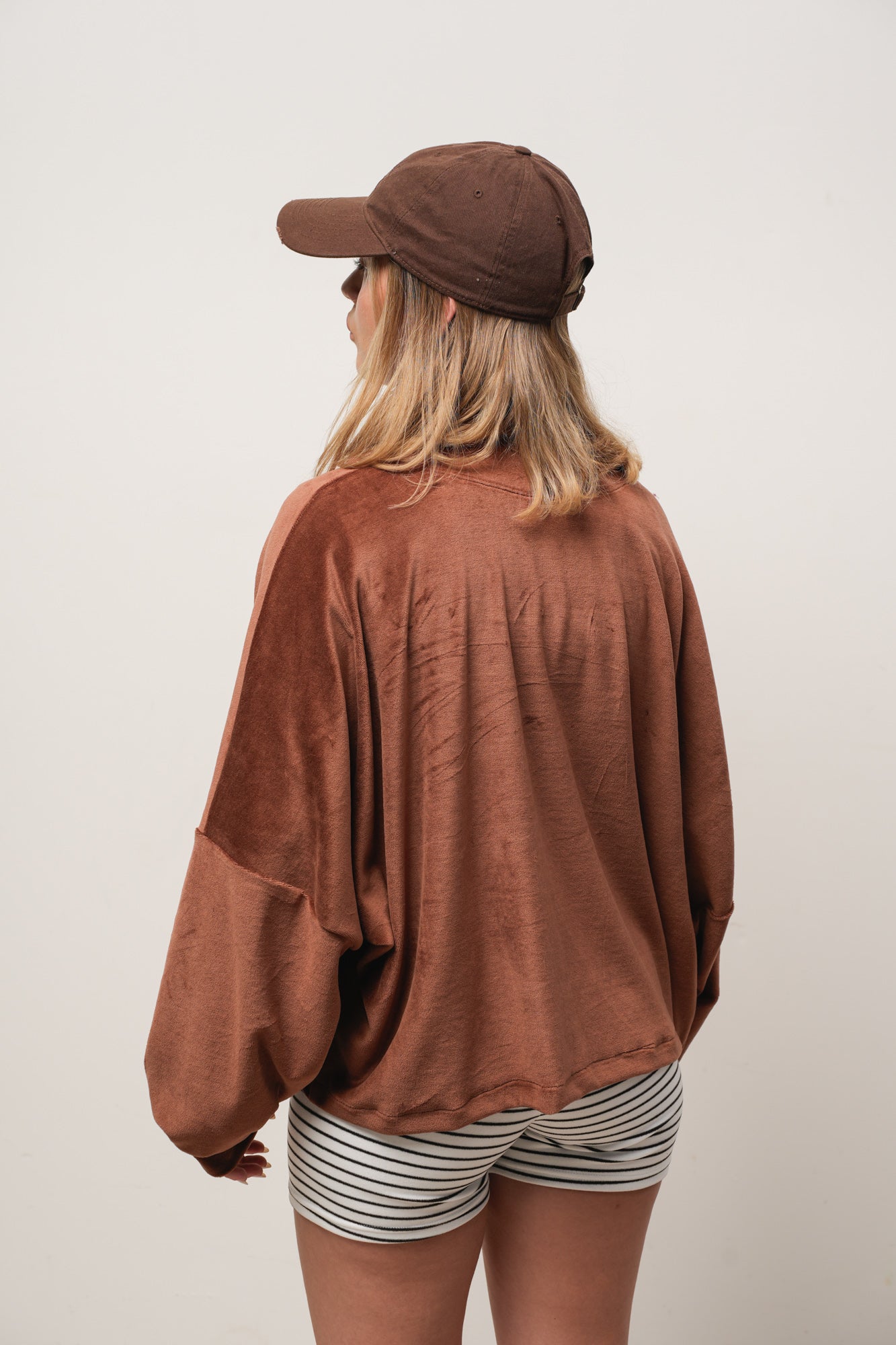 CAMISA PLUSH MARRÓN